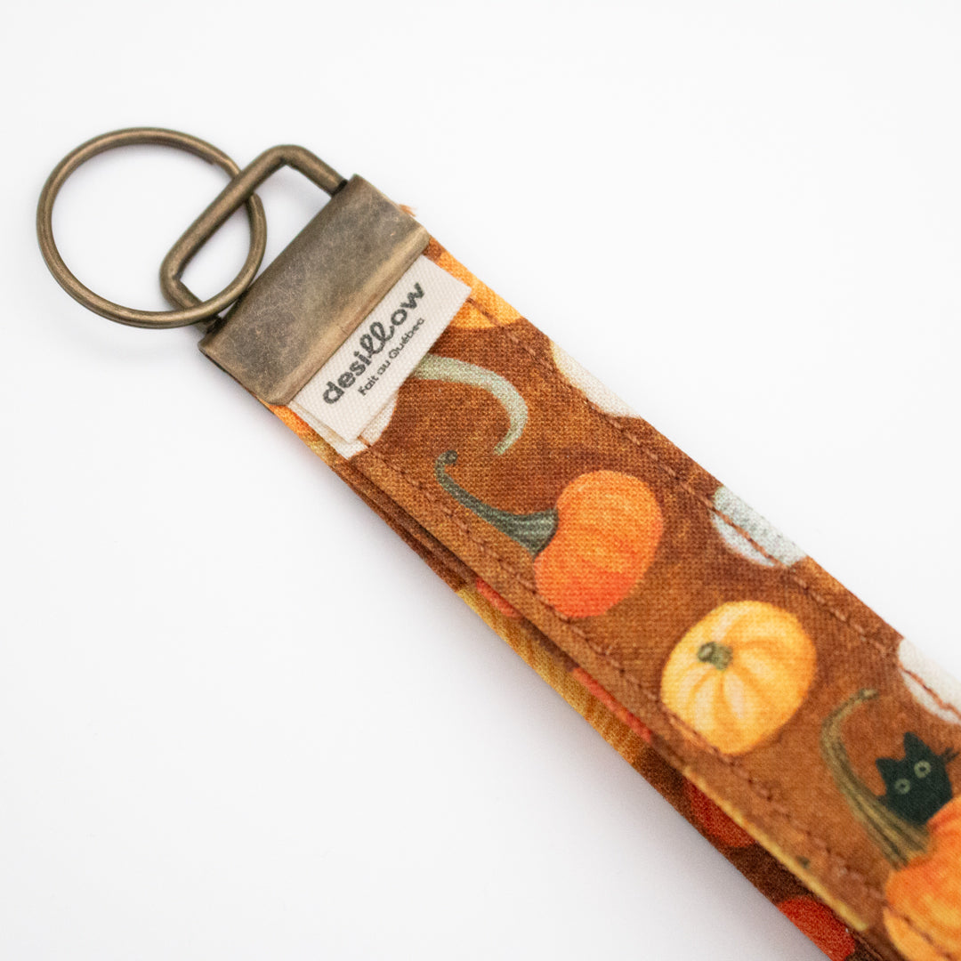 Porte-clés Cat in a pumpkin